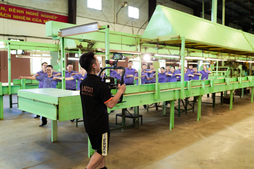 Ekip BlackCat Production quay phim quảng cáo doanh nghiệp