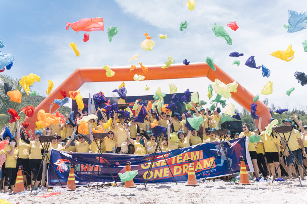 Quay phim teambuilding tại Nha Trang