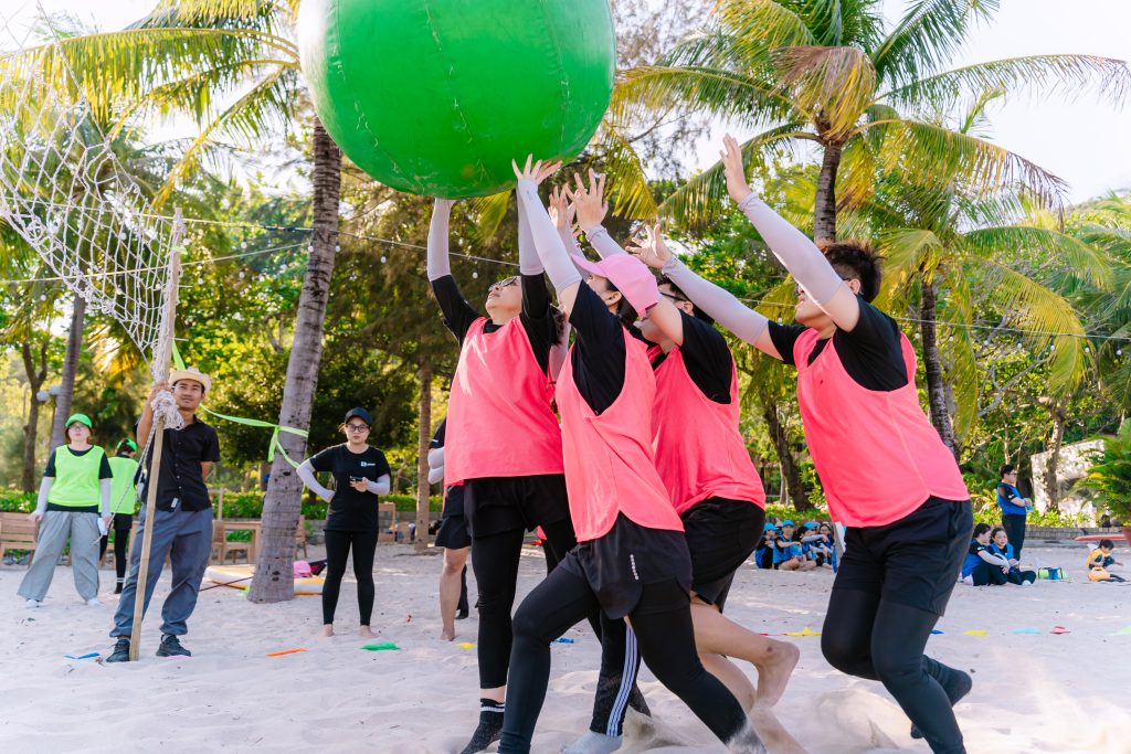 Quay phim Chụp hình Teambuilding Nha Trang